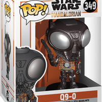 Pop Star Wars Mandalorian Q9-Zero Vinyl Figure