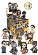 Mystery Minis Batman vs Superman Mini Vinyl Figure