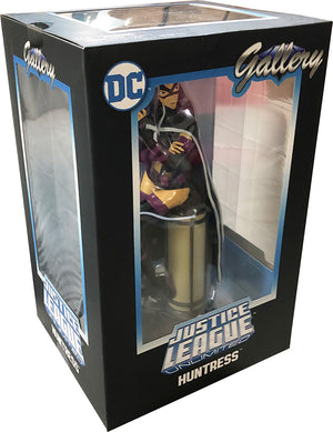 Gallery DC Justice League Unlimited Animated Series Huntress PVC Figure