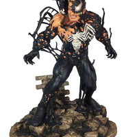 Gallery Marvel Venom 9" PVC Diorama Figure