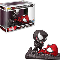 Pop Comic Moments Marvel Spider-Man vs. Venom Vinyl Figure